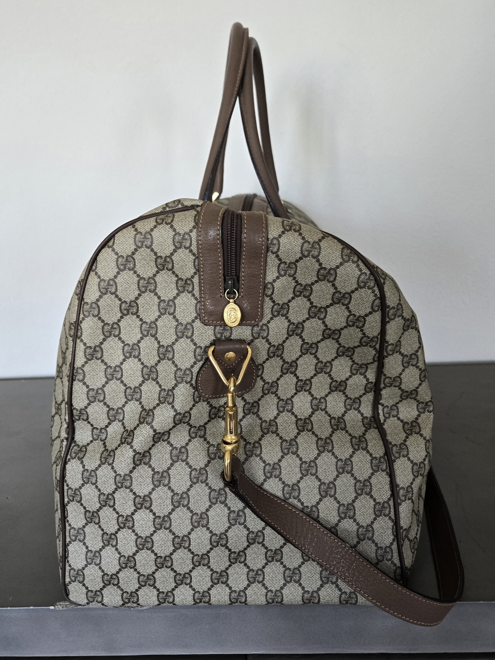 Gucci Brown GG Supreme Canvas Duffle Bag Size 55 With Strap - Picture 2 of 5